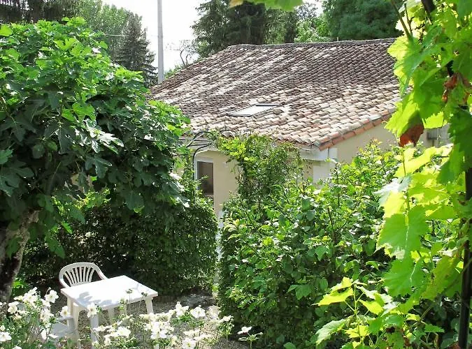 Maison Du Ruisseau Сasa de vacaciones Malaville