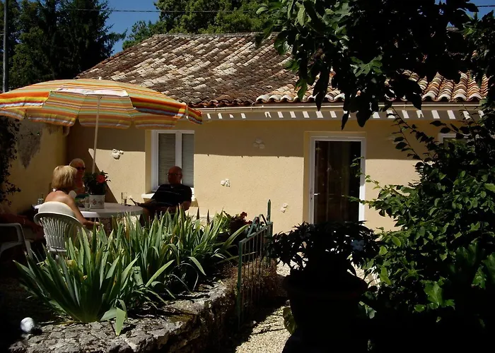 Maison Du Ruisseau Malaville