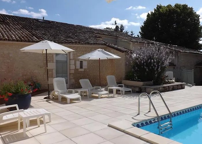 Maison Du Ruisseau Сasa de vacaciones Malaville